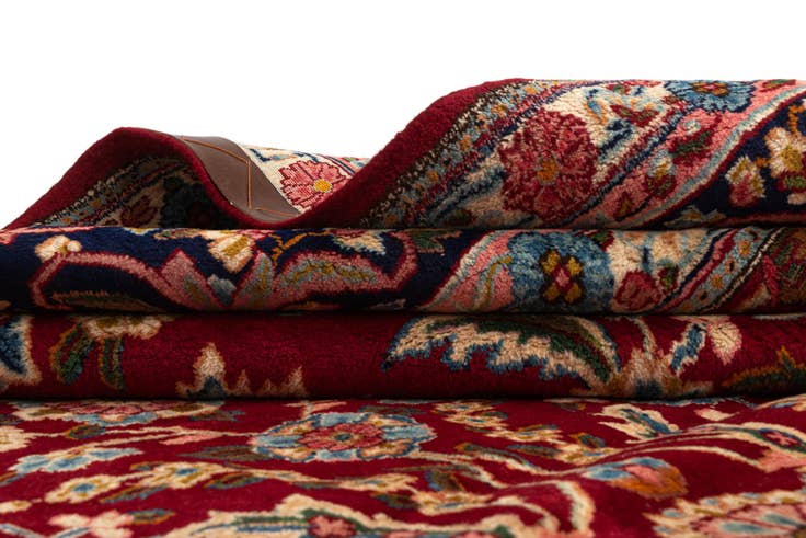 Detail image of 9' 10 x 13' 7 Kerman Wool Rug