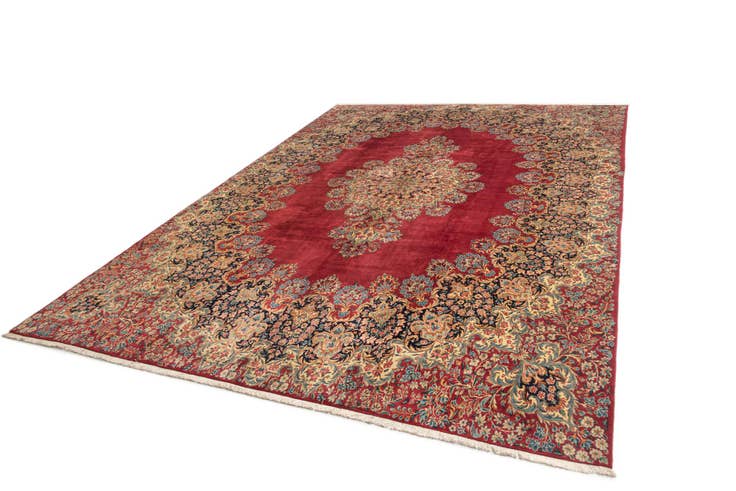 Detail image of 10' 2 x 13' 11 Kerman Wool Rug