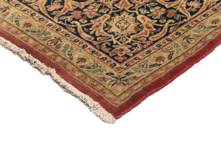 Detail image of 9' 8 x 13' 9 Kerman Wool Rug