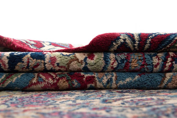 Detail image of 13' 7 x 16' 2 Kerman Wool Rug