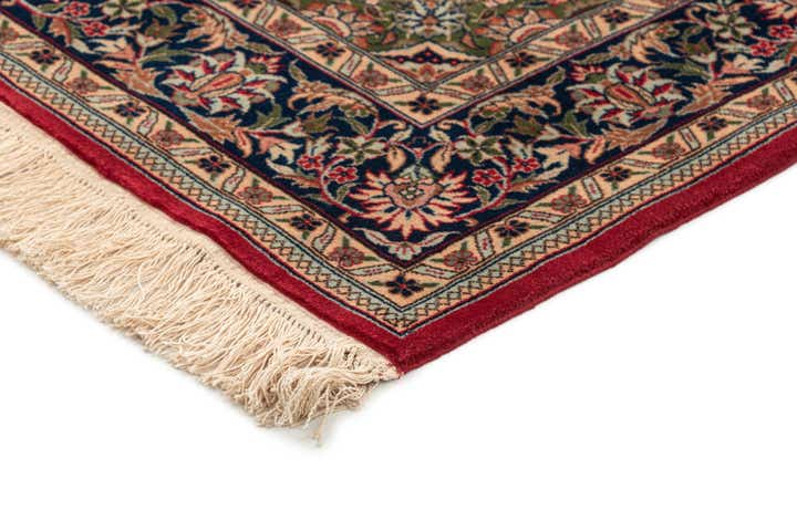 3' 4 x 5' 5 Hand Knotted Kerman Oriental Wool Rug
