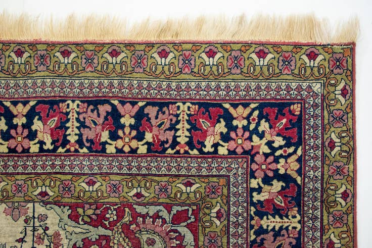 Detail image of 4' 9 x 6' 11 Kerman Rug