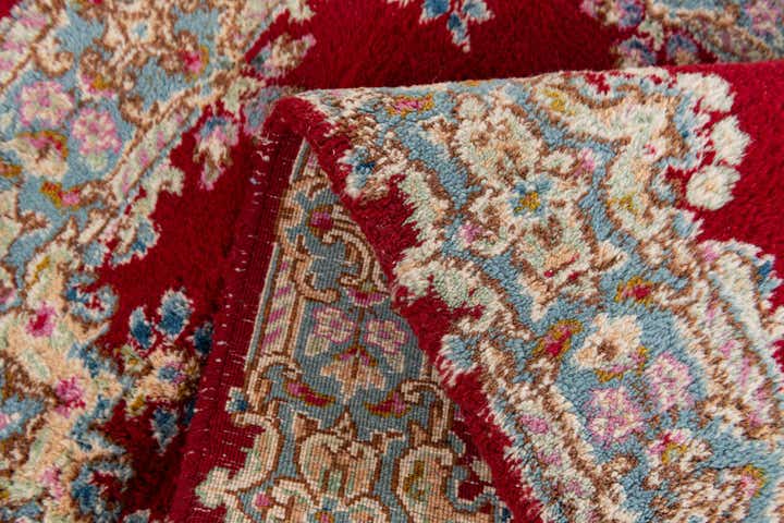 2' 5 x 4' 8 Hand Knotted Kerman Wool Rug