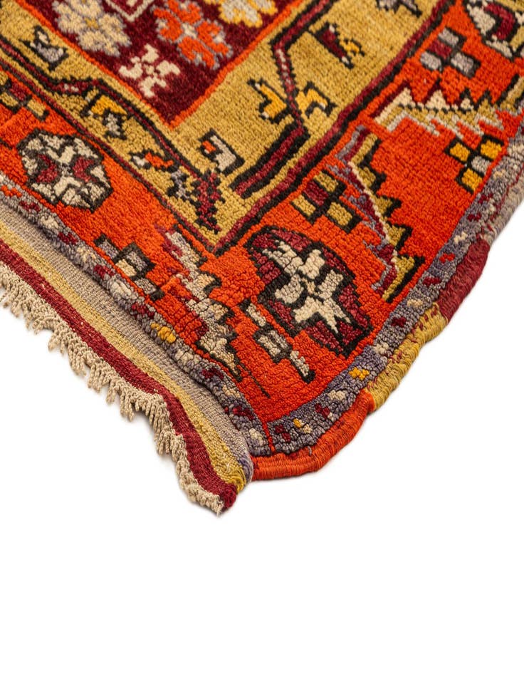 Detail image of 4' 5 x 7' 5 Ketes Rug