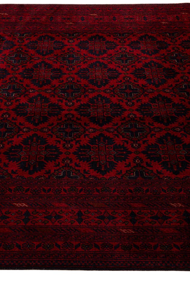 Detail image of 6' 4 x 9' 7 Hand Knotted Khal Mohammadi Wool Rug