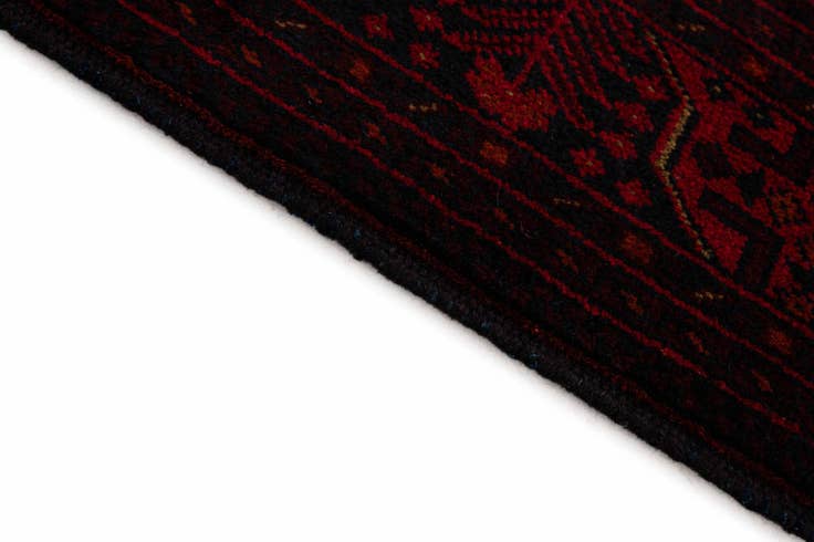 Detail image of 6' 4 x 9' 9 Hand Knotted Khal Mohammadi Wool Rug