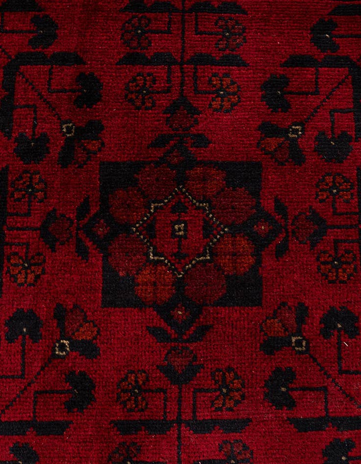 Detail image of 6' 7 x 9' 9  Hand Knotted Khal Mohammadi Wool Rug