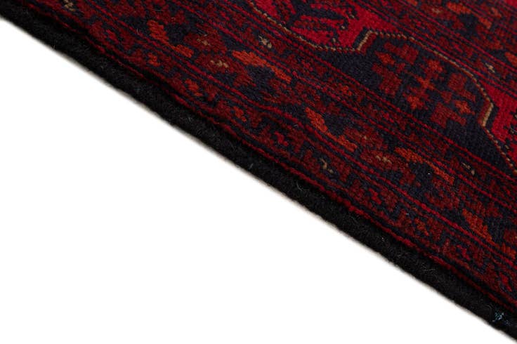 Detail image of 6' 8 x 9' 7 Hand Knotted Khal Mohammadi Wool Rug