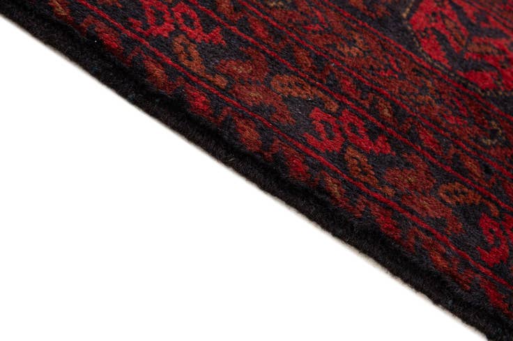 Detail image of 6' 7 x 9' 8 Hand Knotted Khal Mohammadi Wool Rug