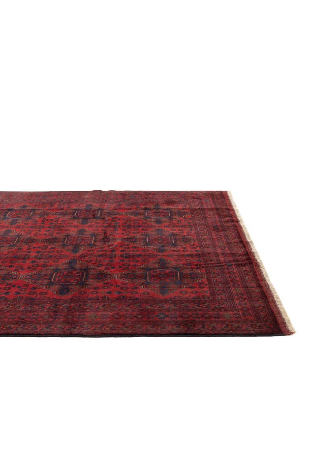 Detail image of 6' 7 x 9' 8 Hand Knotted Khal Mohammadi Wool Rug