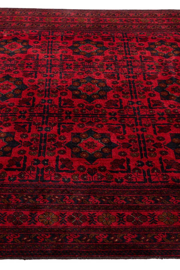 Detail image of 6' 6 x 9' 8 Hand Knotted Khal Mohammadi Wool Rug