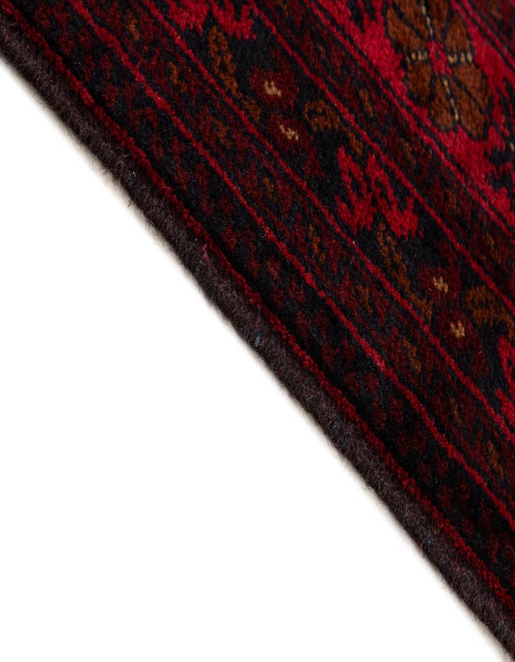 Detail image of 6' 6 x 9' 8  Hand Knotted Khal Mohammadi Wool Rug