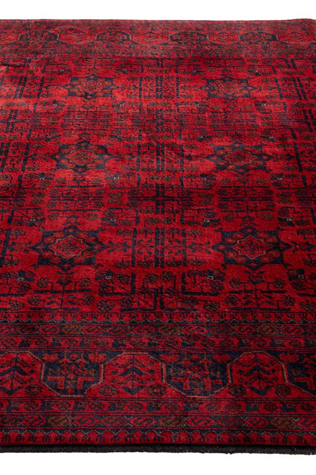 Detail image of 6' 7 x 9' 7 Hand Knotted Khal Mohammadi Wool Rug