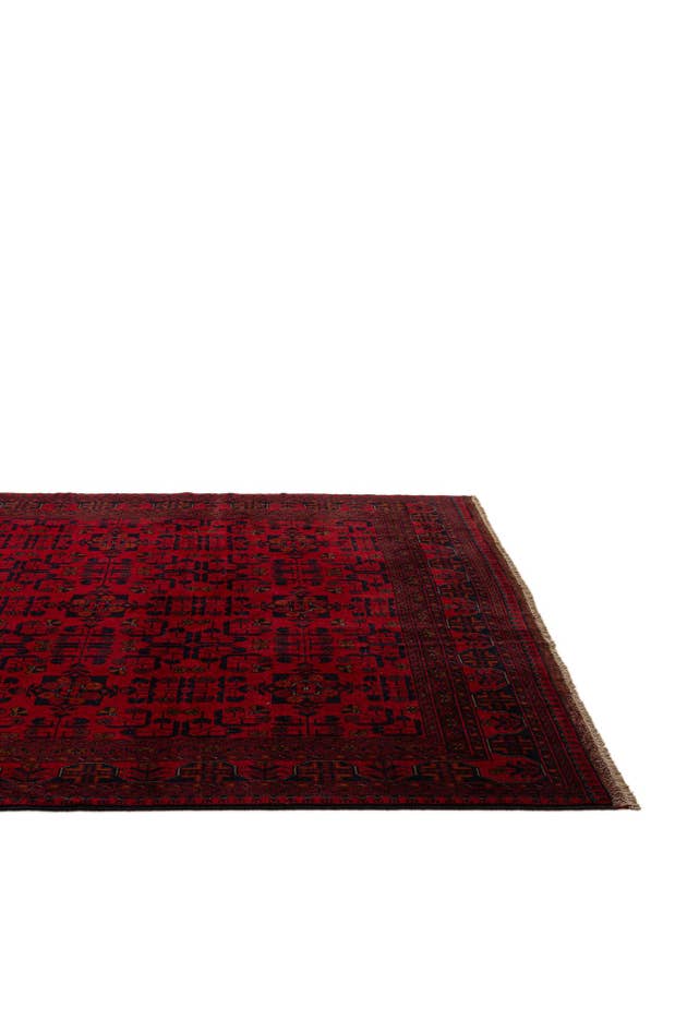 Detail image of 6' 8 x 9' 7 Hand Knotted Khal Mohammadi Wool Rug