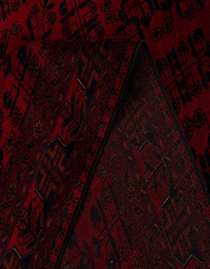 Detail image of 6' 8 x 9' 7  Hand Knotted Khal Mohammadi Wool Rug