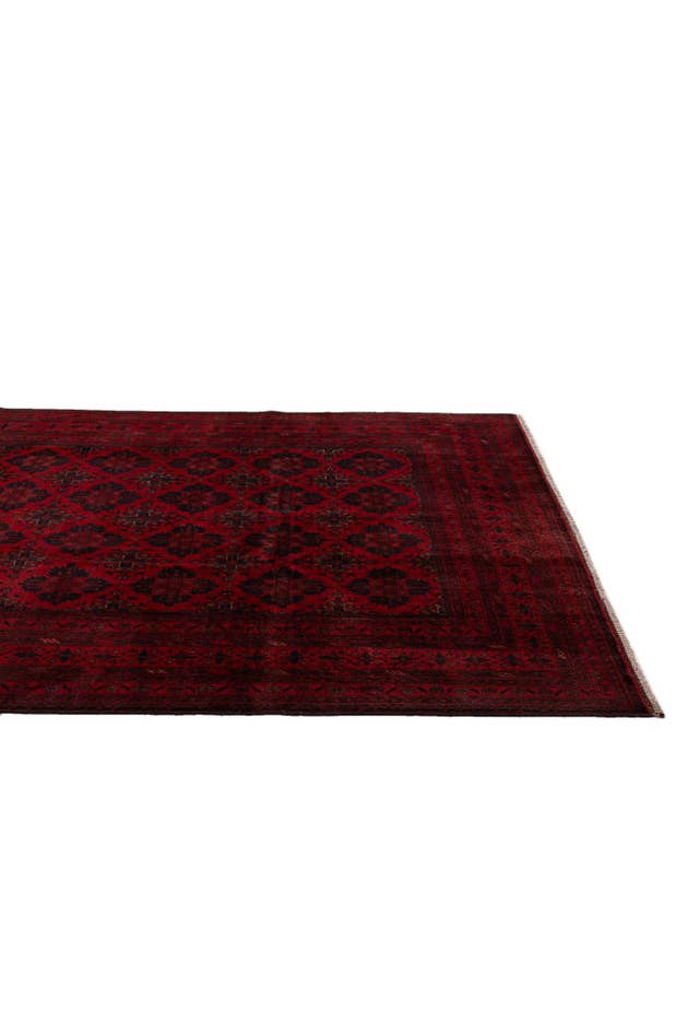 Detail image of 6' 8 x 9' 6 Hand Knotted Khal Mohammadi Wool Rug