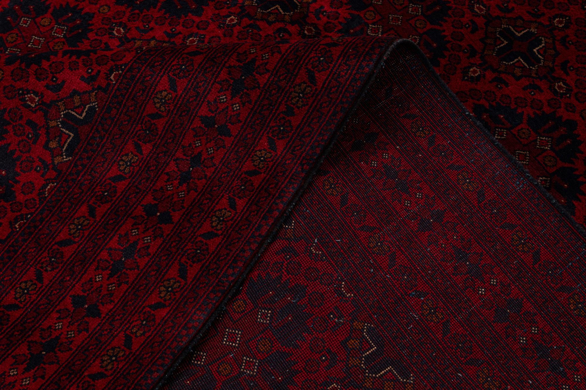 6' 9 x 9' 8 Hand Knotted Khal Mohammadi Wool Rug