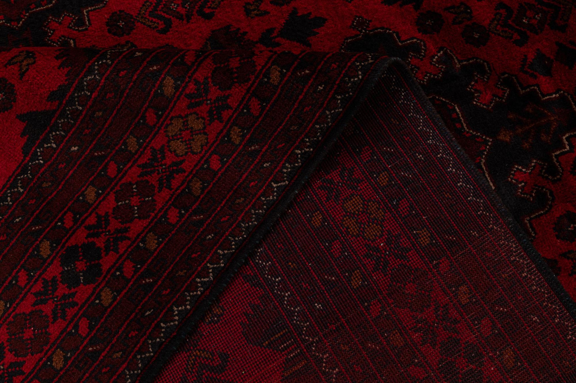 6' 9 x 9' 9 Hand Knotted Khal Mohammadi Wool Rug