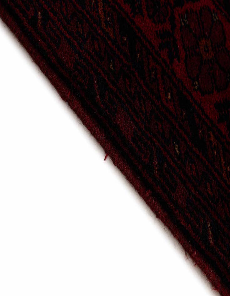 Detail image of 6' 7 x 9' 8 Hand Knotted Khal Mohammadi Wool Rug