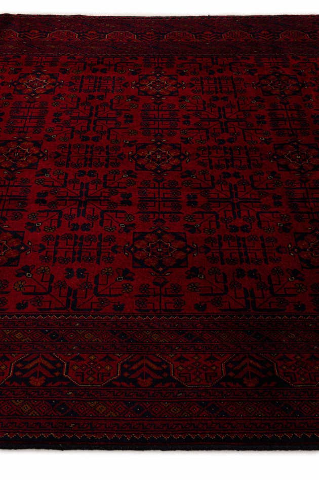 Detail image of 6' 8 x 9' 7 Hand Knotted Khal Mohammadi Wool Rug