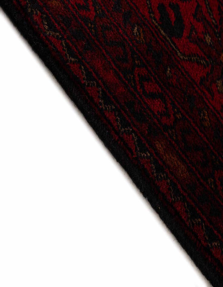 Detail image of 6' 6 x 9' 8  Hand Knotted Khal Mohammadi Wool Rug