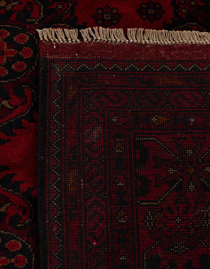 Detail image of 6' 6 x 9' 8  Hand Knotted Khal Mohammadi Wool Rug