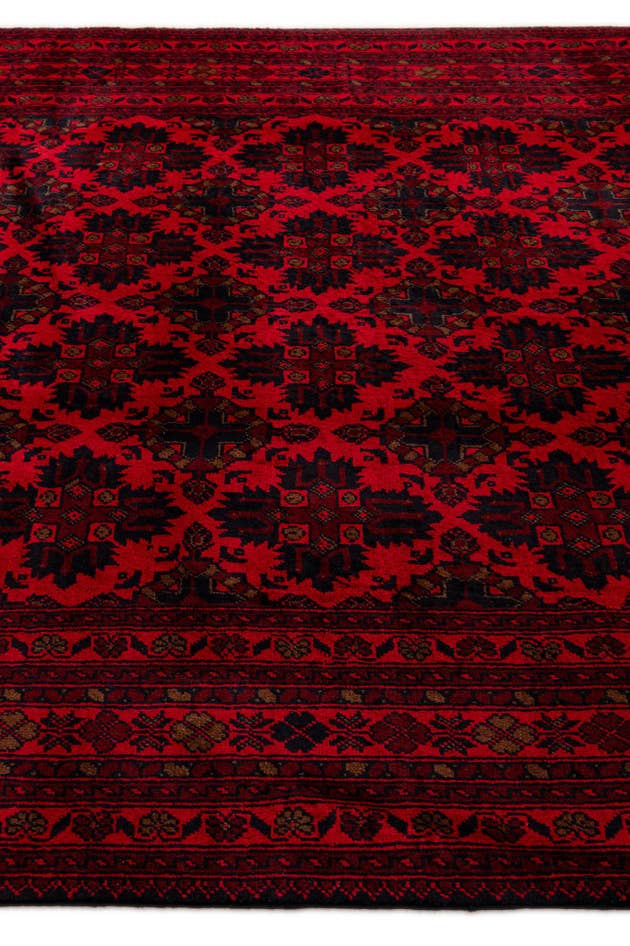 Detail image of 6' 6 x 9' 10 Hand Knotted Khal Mohammadi Wool Rug