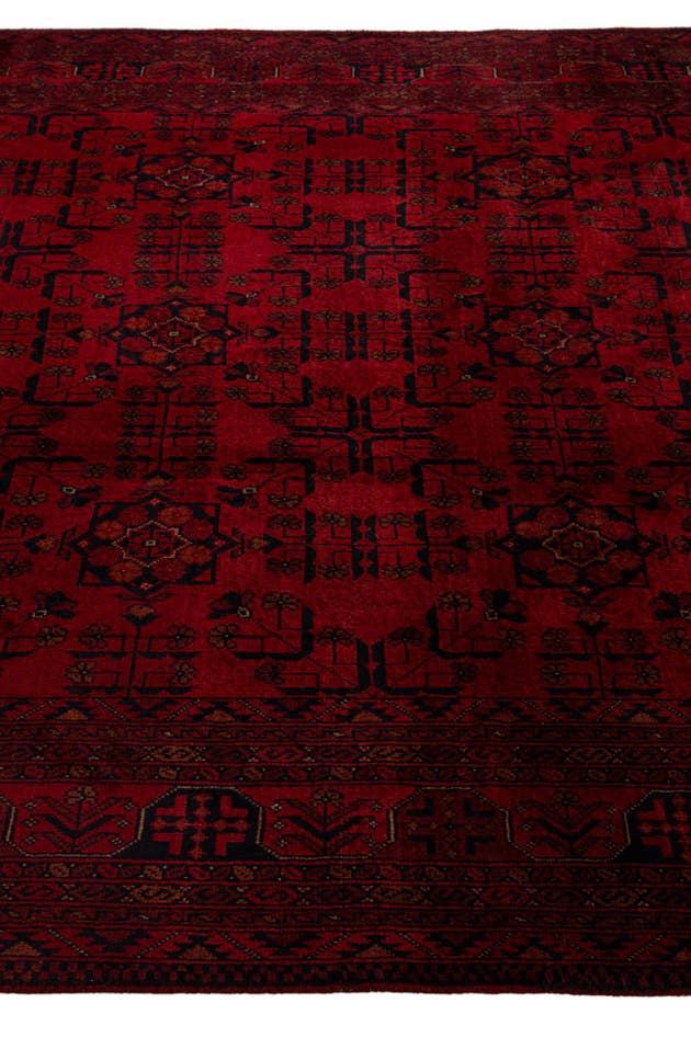 Detail image of 6' 7 x 9' 10 Hand Knotted Khal Mohammadi Wool Rug