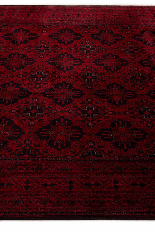 Detail image of 6' 9 x 9' 8 Hand Knotted Khal Mohammadi Wool Rug
