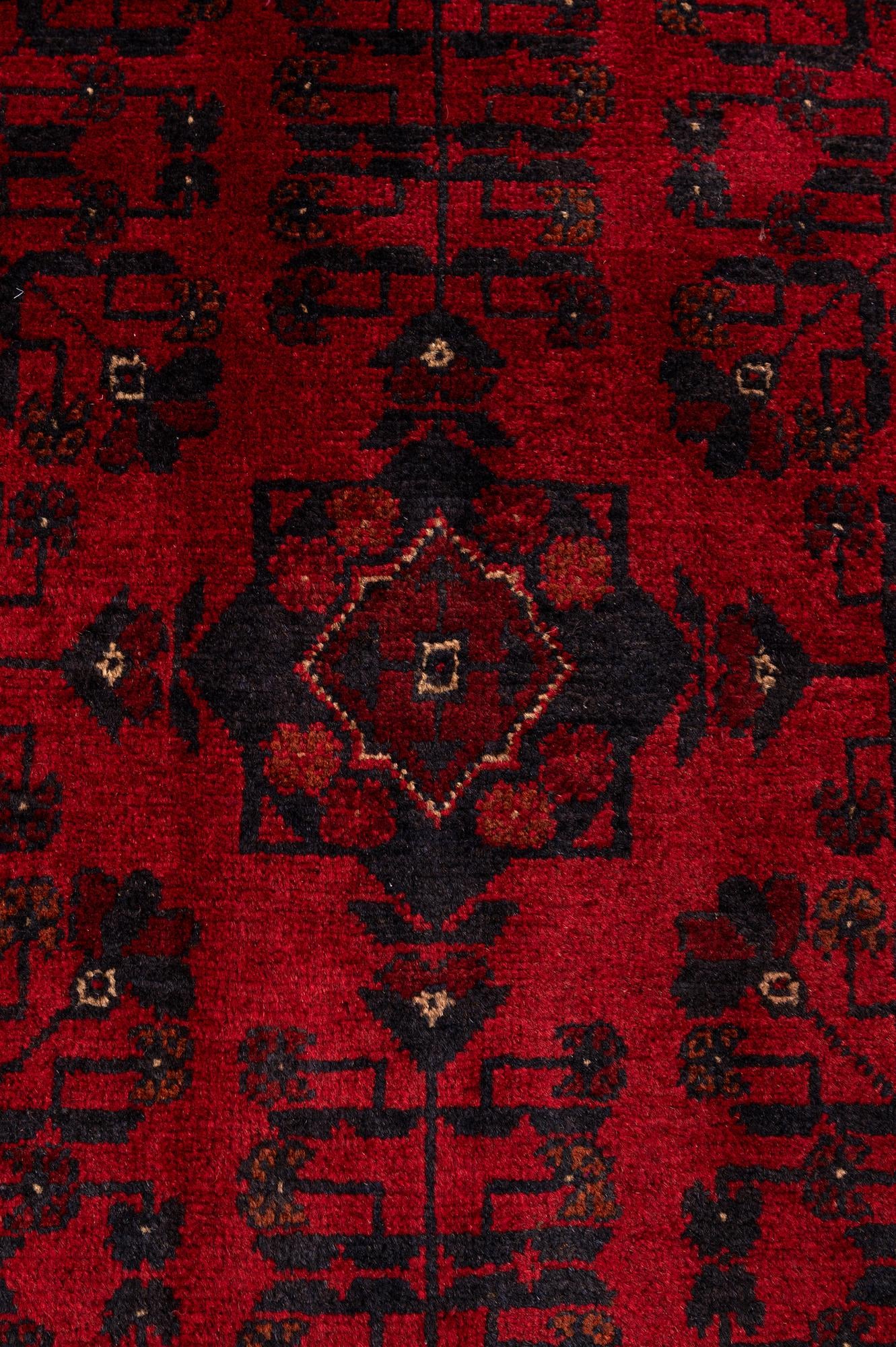6' 9 x 9' 8 Hand Knotted Khal Mohammadi Wool Rug
