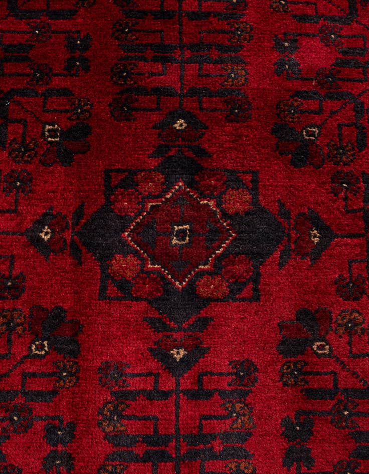 Detail image of 6' 9 x 9' 8  Hand Knotted Khal Mohammadi Wool Rug