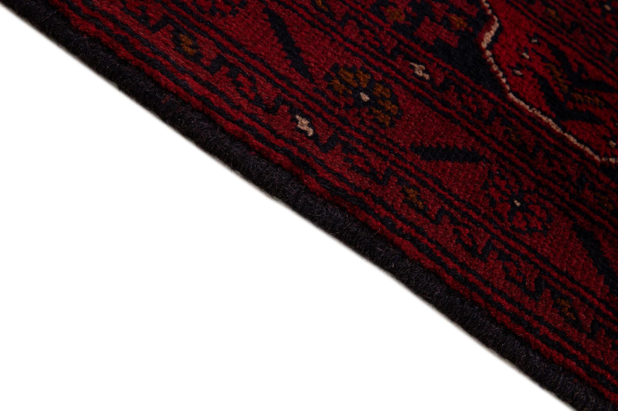 6' 9 x 9' 8 Hand Knotted Khal Mohammadi Wool Rug