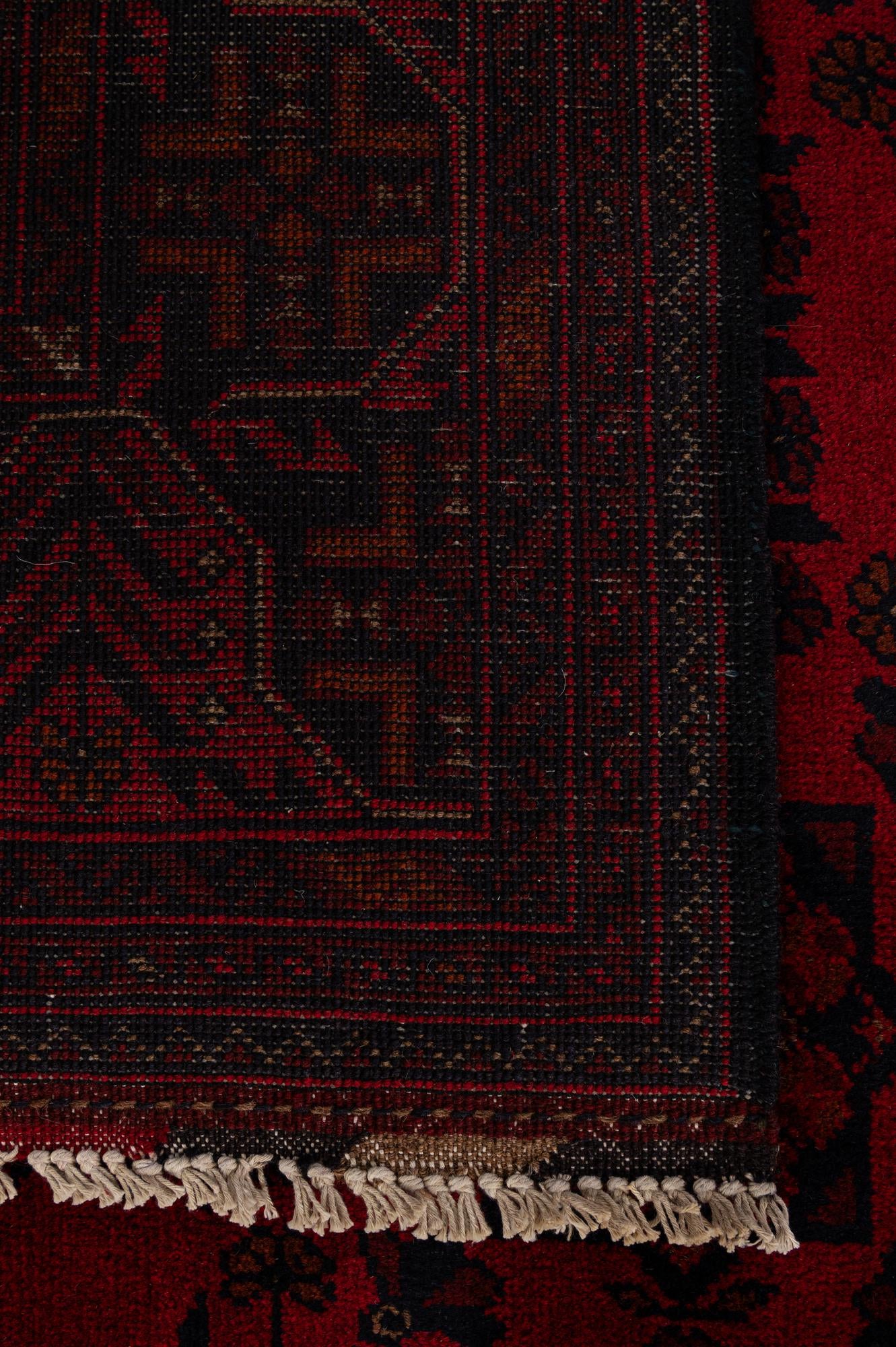 6' 8 x 9' 8 Hand Knotted Khal Mohammadi Wool Rug