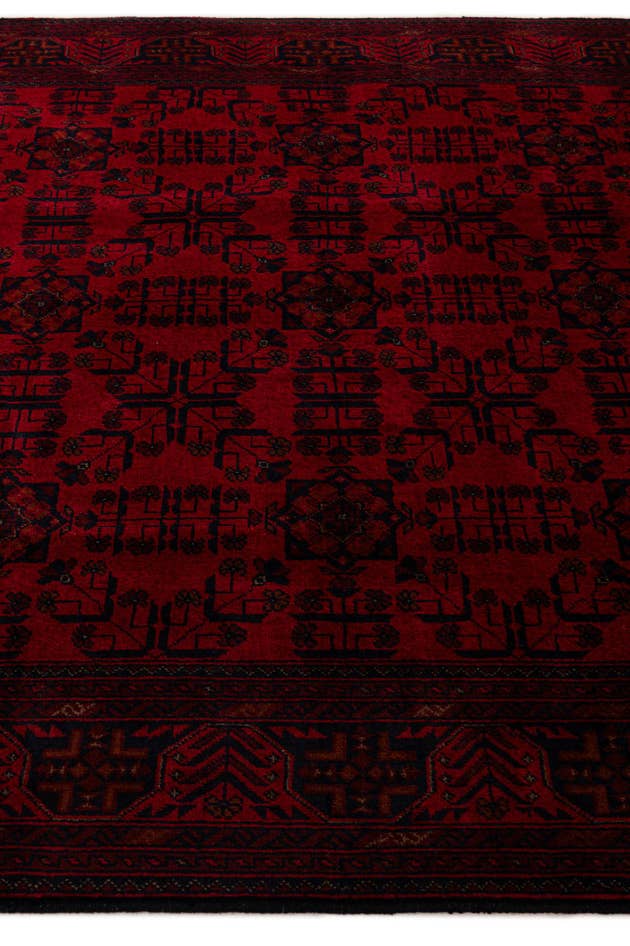 Detail image of 6' 8 x 9' 8 Hand Knotted Khal Mohammadi Wool Rug