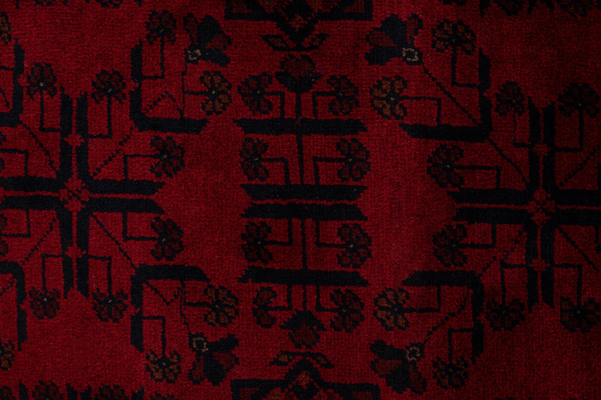 6' 8 x 9' 8 Hand Knotted Khal Mohammadi Wool Rug