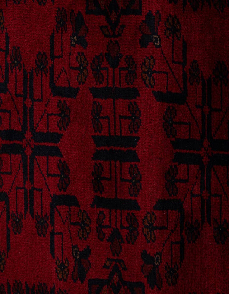 Detail image of 6' 8 x 9' 8  Hand Knotted Khal Mohammadi Wool Rug