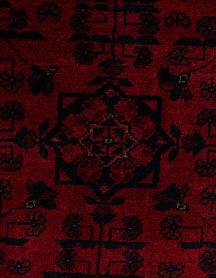 Detail image of 6' 8 x 9' 9  Hand Knotted Khal Mohammadi Wool Rug