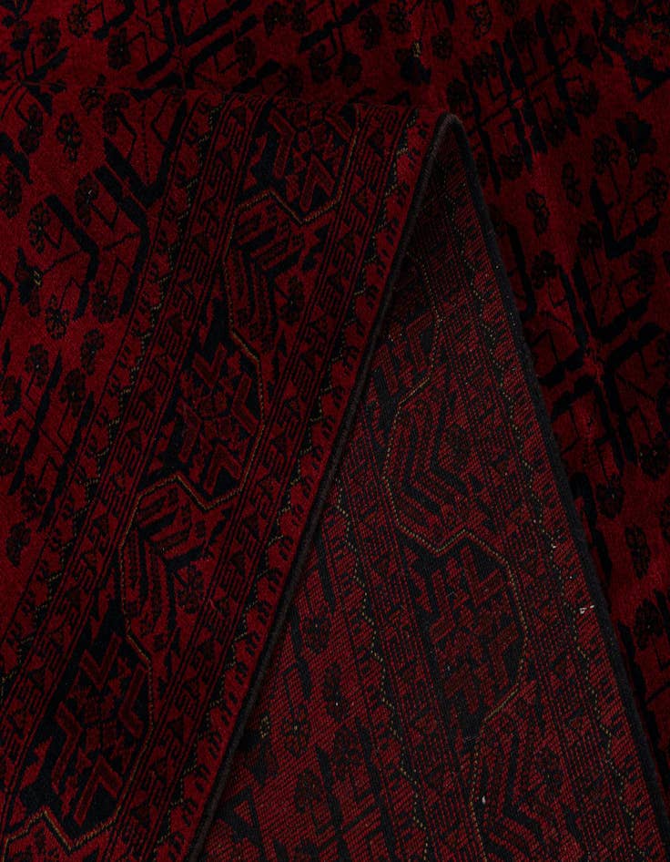 Detail image of 6' 8 x 9' 9  Hand Knotted Khal Mohammadi Wool Rug