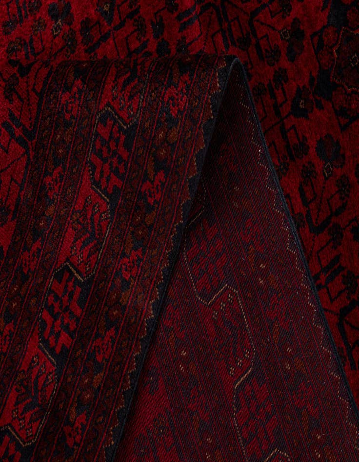Detail image of 6' 6 x 9' 8  Hand Knotted Khal Mohammadi Wool Rug