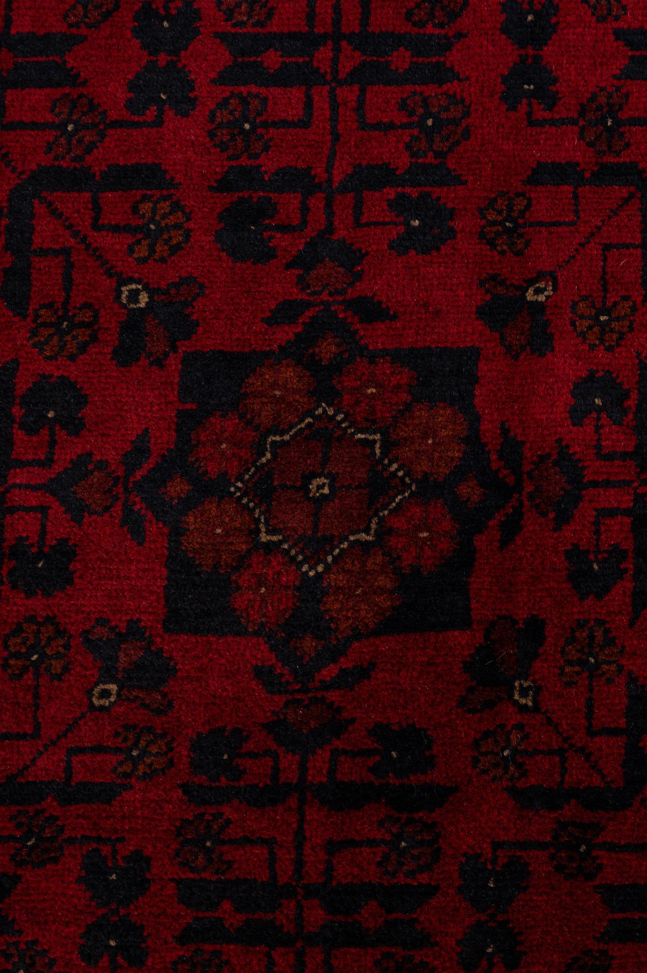 6' 8 x 9' 8 Hand Knotted Khal Mohammadi Wool Rug