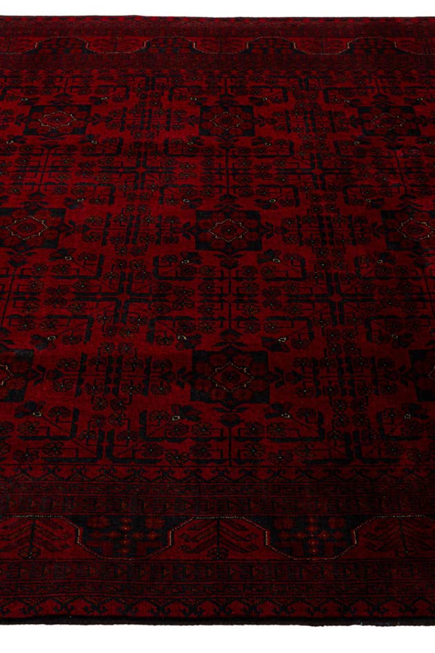 Detail image of 6' 7 x 9' 11 Hand Knotted Khal Mohammadi Wool Rug