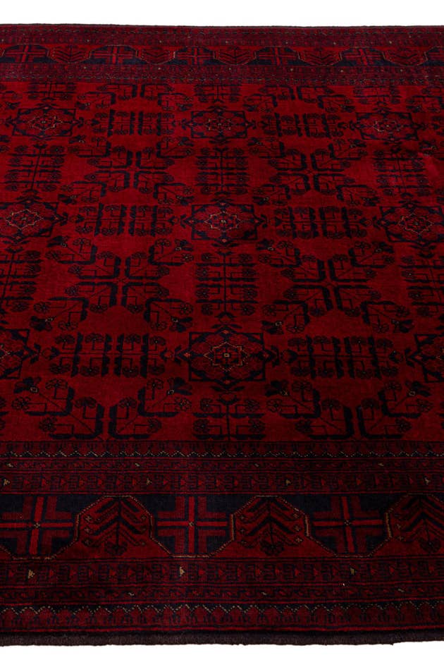 Detail image of 6' 10 x 9' 7 Hand Knotted Khal Mohammadi Wool Rug