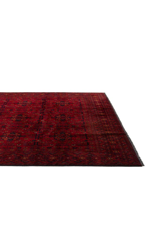 Detail image of 6' 8 x 9' 3 Hand Knotted Khal Mohammadi Wool Rug
