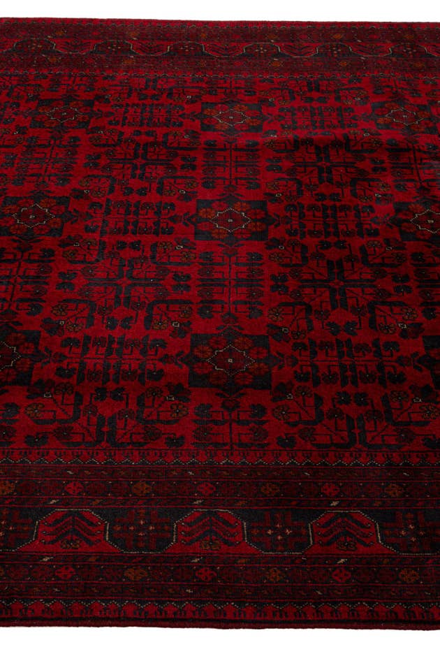 Detail image of 6' 9 x 9' 9 Hand Knotted Khal Mohammadi Wool Rug