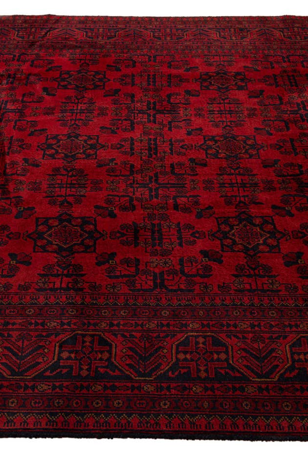 Detail image of 6' 9 x 9' 5 Hand Knotted Khal Mohammadi Wool Rug