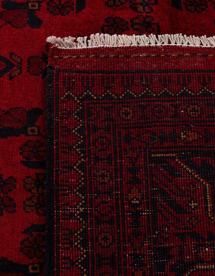 Detail image of 6' 9 x 9' 5  Hand Knotted Khal Mohammadi Wool Rug