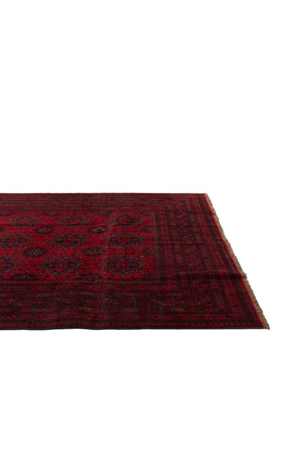 Detail image of 6' 8 x 9' 10 Hand Knotted Khal Mohammadi Wool Rug