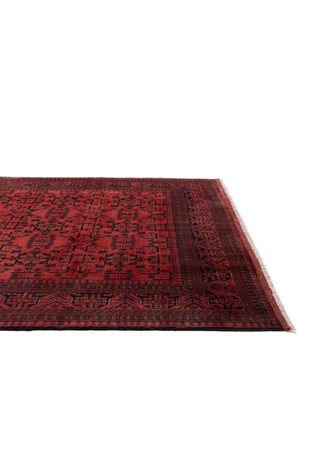 Detail image of 6' 7 x 9' 8 Hand Knotted Khal Mohammadi Wool Rug
