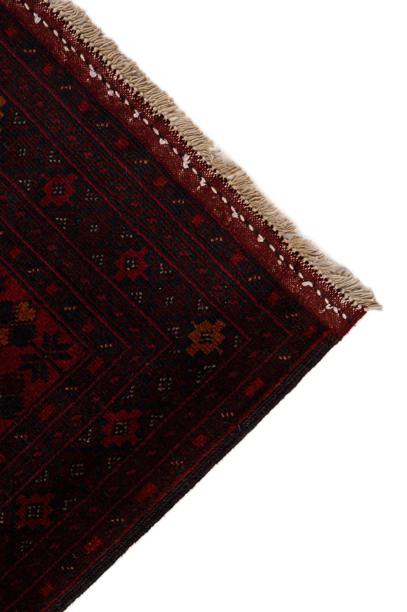 6' 11 x 9' 11 Hand Knotted Khal Mohammadi Wool Rug