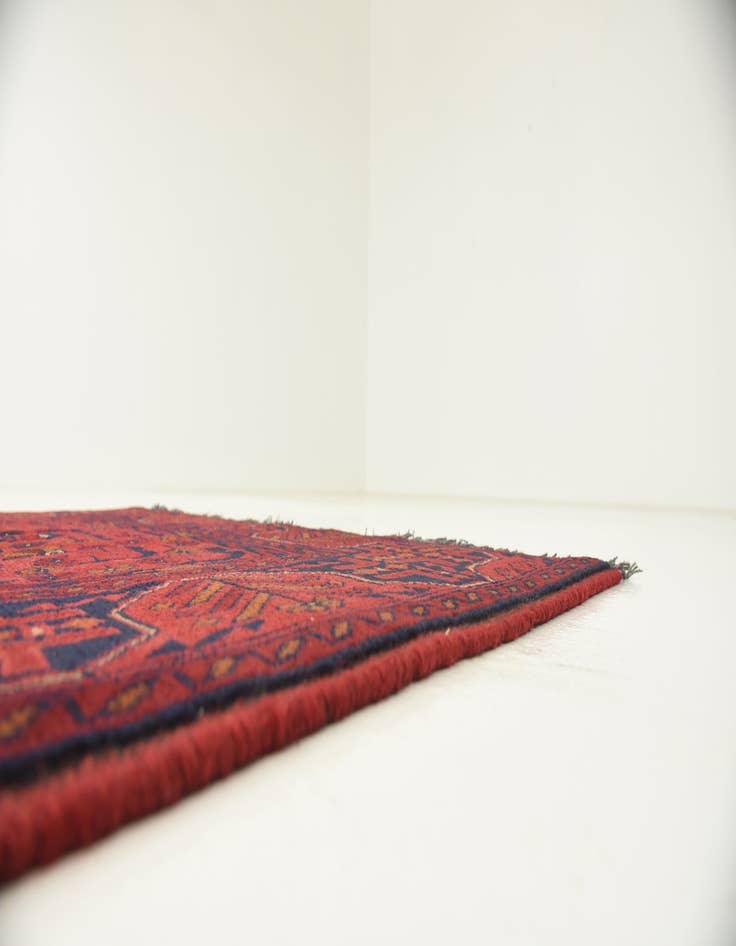 Detail image of 3' 5 x 5' Hand Knotted Khal Mohammadi Oriental Rug